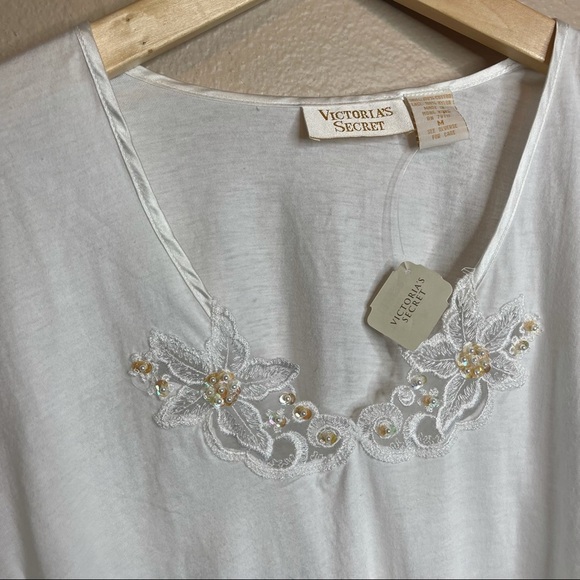 Victorias Secret NWT Gold Label Sequin Lace Top - Picture 3 of 4